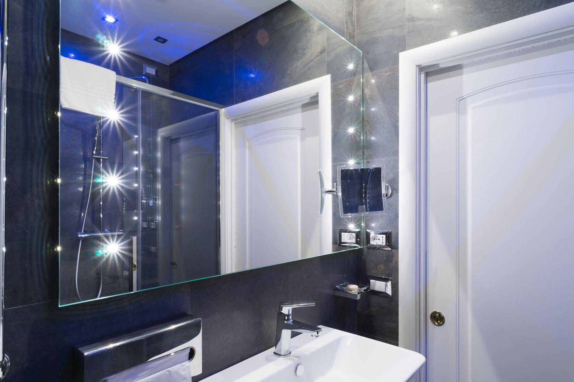 Les Diamants Spanish Steps Hotel Rom